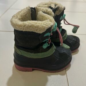 Cat & Jack toddler snow boots - size 5, GUC